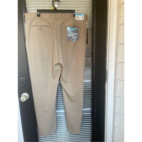 NWT Men’s SAVANE Max Comfort Waist Band 4 Way Stretch Pants Size 38W 30 L Taupe - Picture 14 of 14